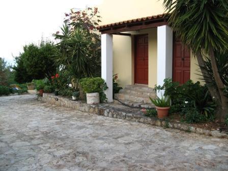 Hotel Heleni Apartments Epidaurus Extérieur photo