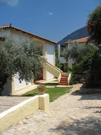 Hotel Heleni Apartments Epidaurus Extérieur photo