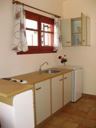 Hotel Heleni Apartments Epidaurus Chambre photo